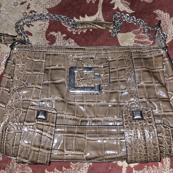 Guess Handbag - Picture 1 of 3